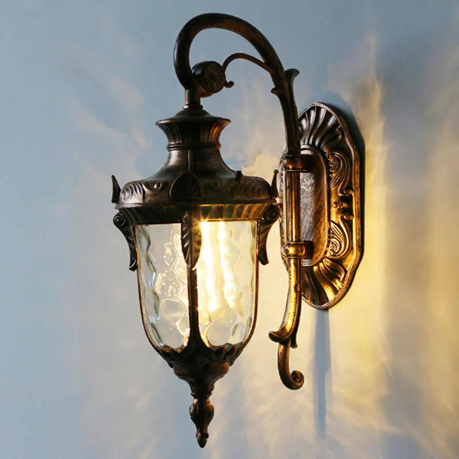 Outdoor Wall Light Fixture